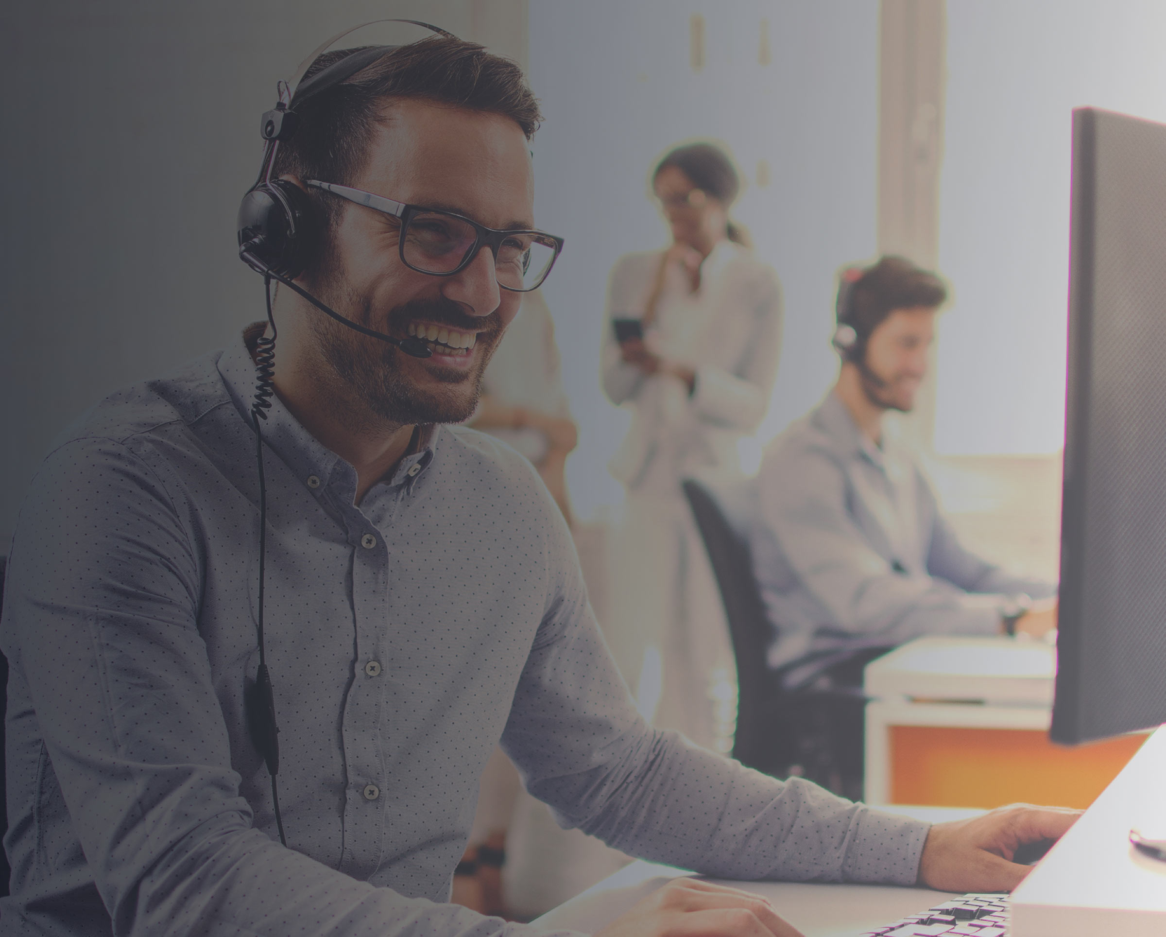 it support smiling on the phone